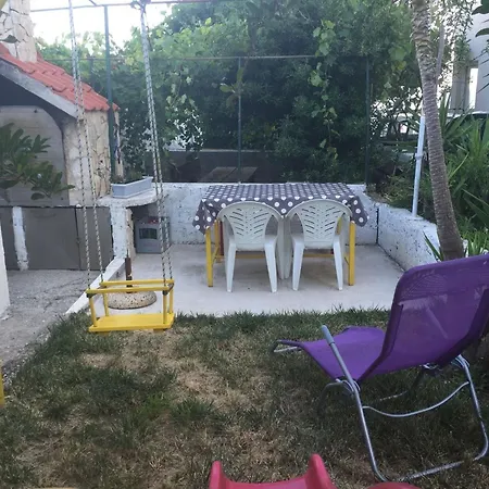 Apartment Roko St - Economy One Bedroom With Shared Terrace A2 *