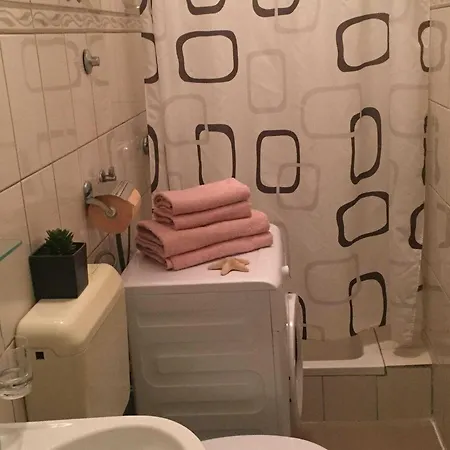 Roko St - Economy One Bedroom With Shared Terrace A2 Appartement *